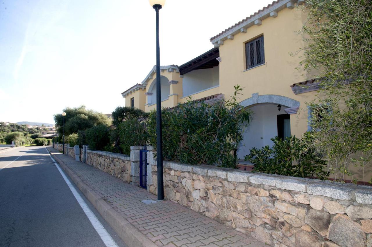 Residence Oasi E Oasi Blu San Teodoro  Exterior photo