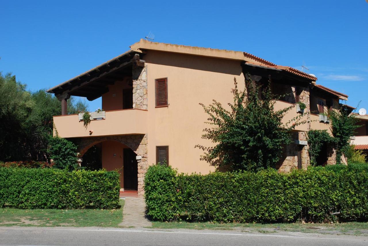 Residence Oasi E Oasi Blu San Teodoro  Exterior photo