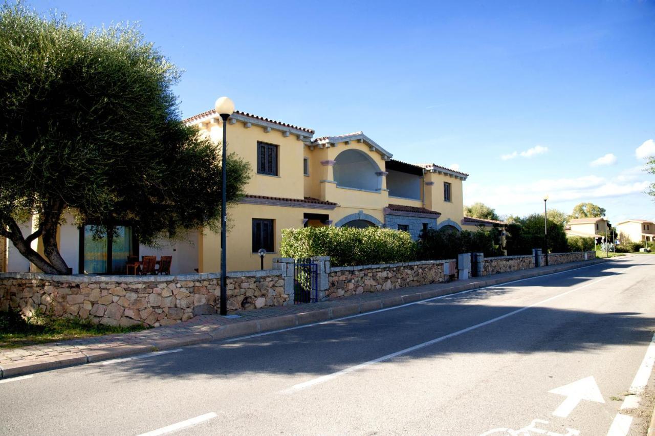 Residence Oasi E Oasi Blu San Teodoro  Exterior photo